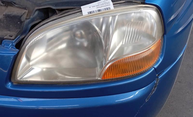 Koplamp links voor