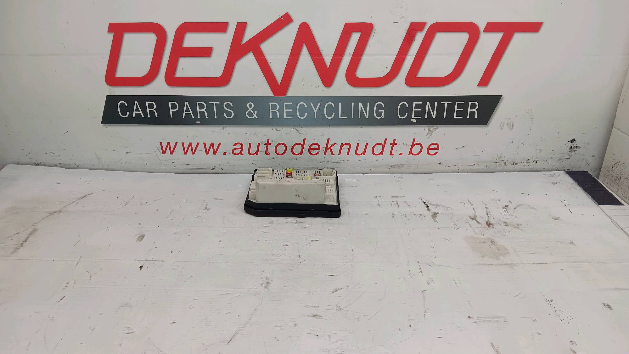 fuse box Renault MASTER III 2010 - 19