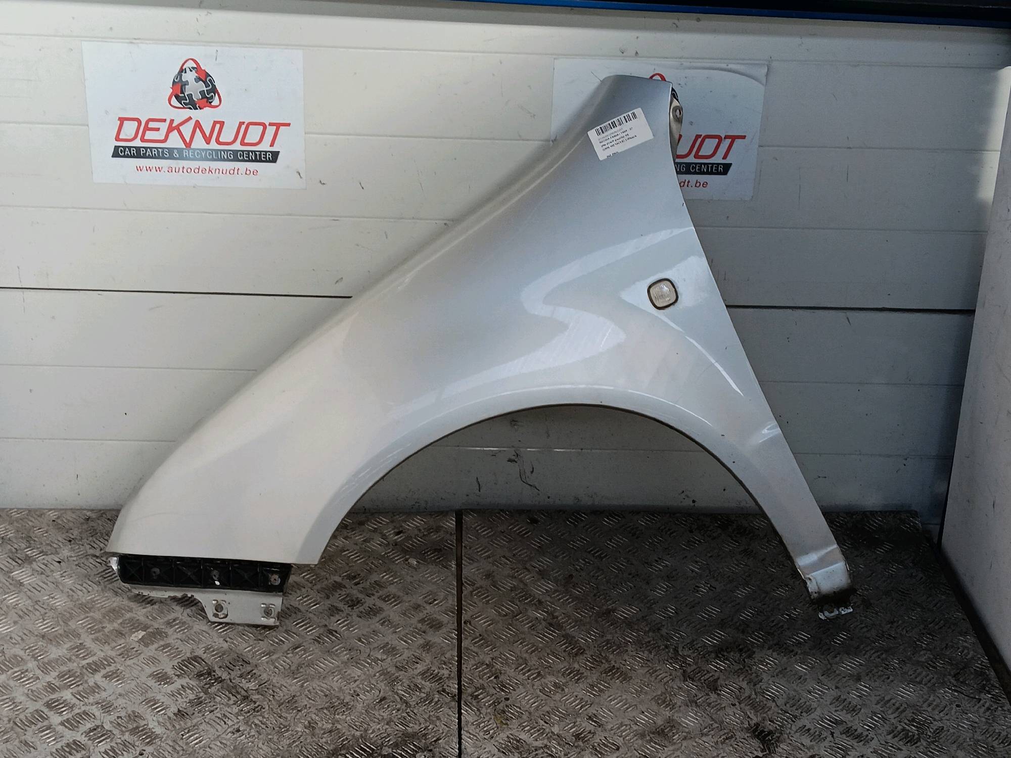 aile avant gauche Skoda FABIA I 1999 - 07