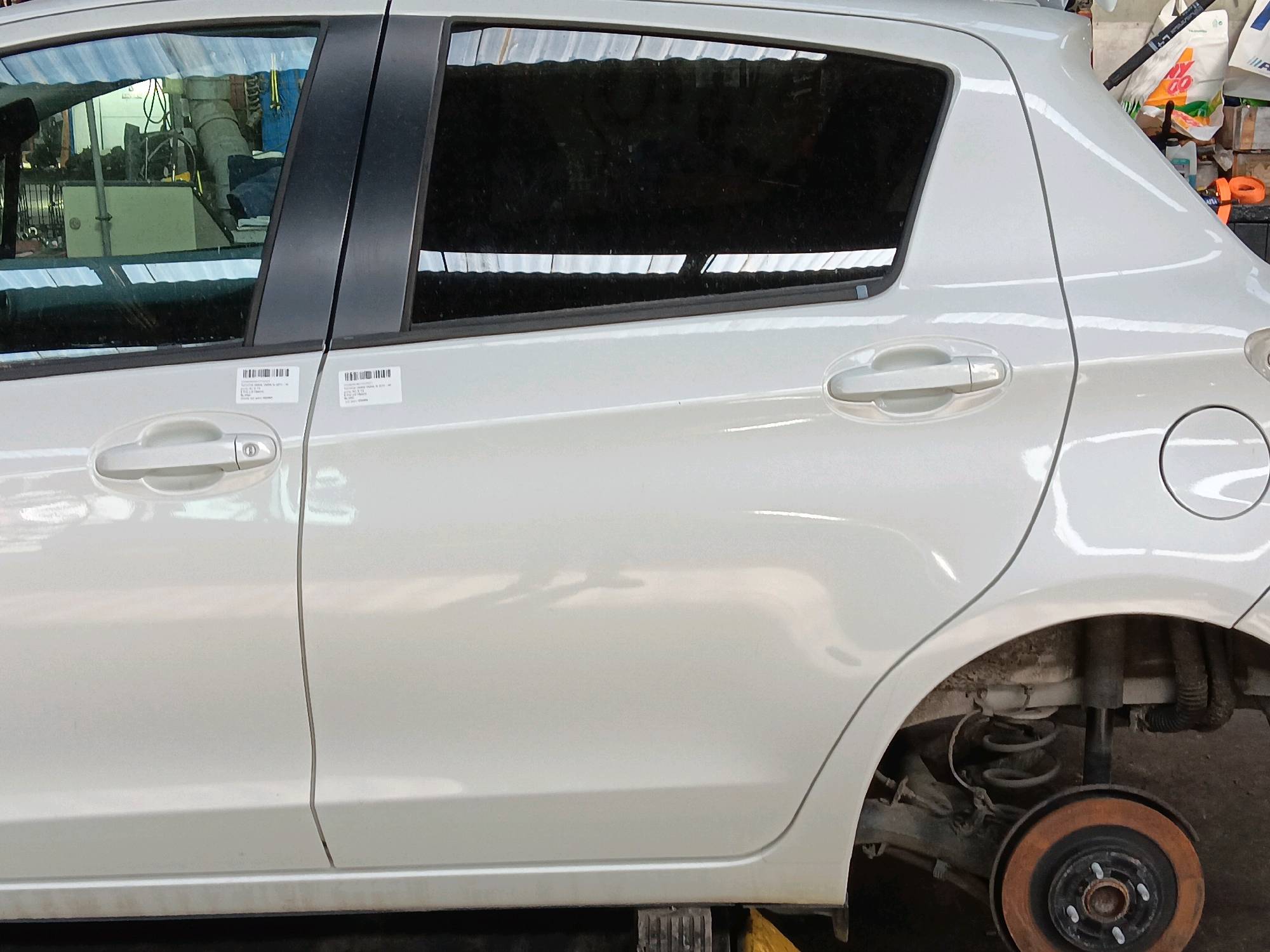 Deur links achter Toyota YARIS III 2011 - 20