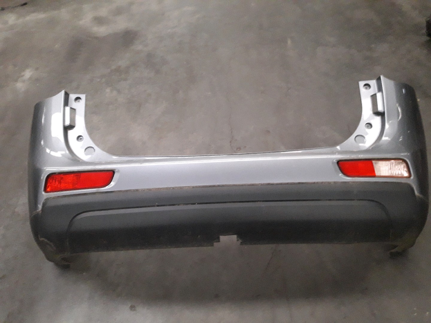 pare choc arrière Mitsubishi OUTLANDER