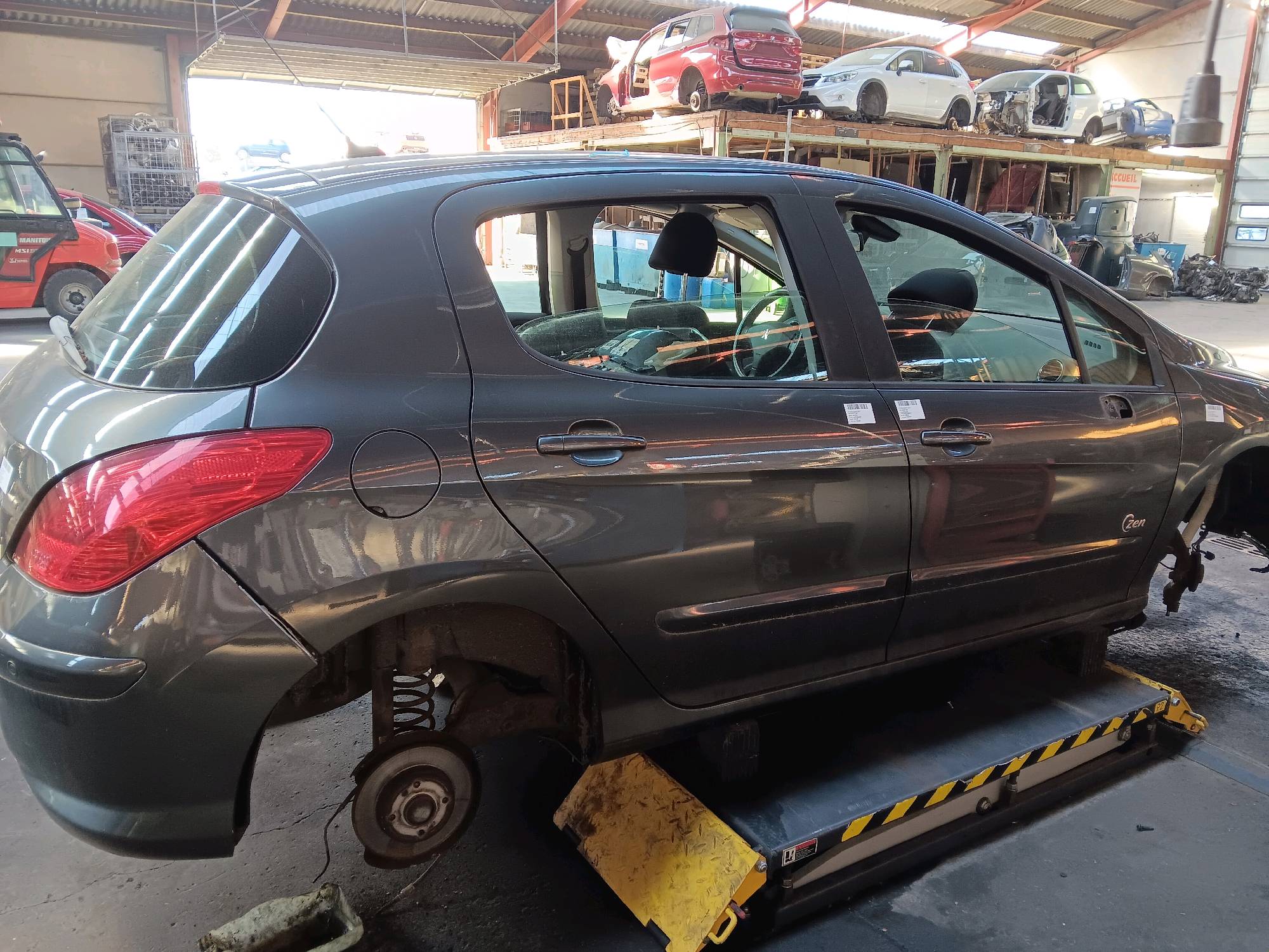 porte AR D Peugeot 308