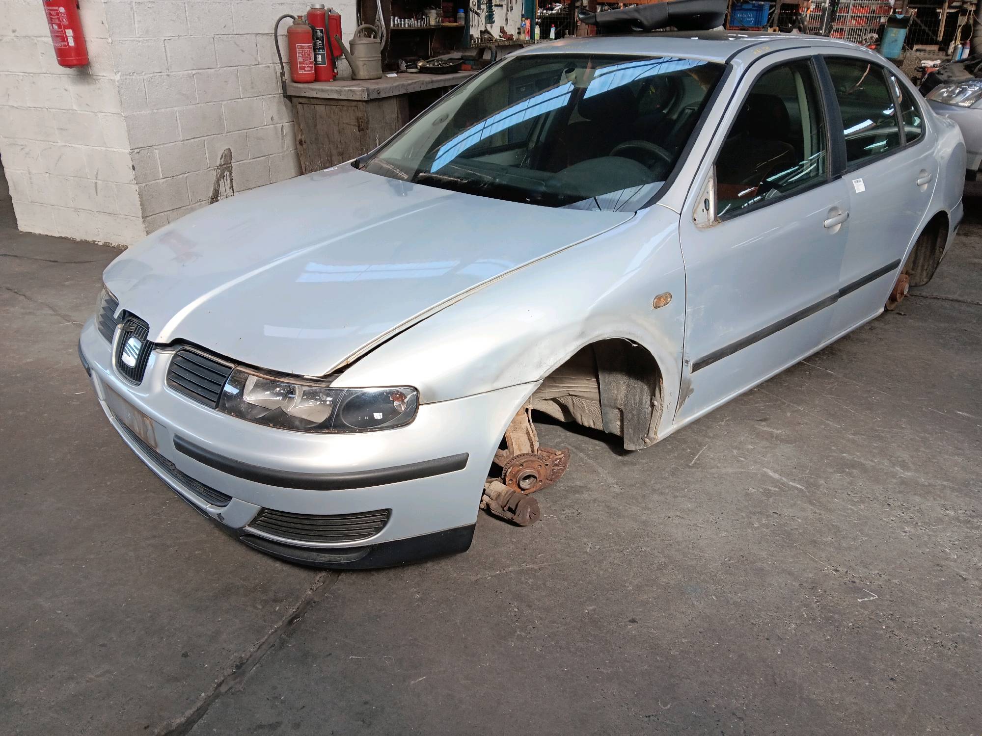 phare G Seat TOLEDO 1999 - 05