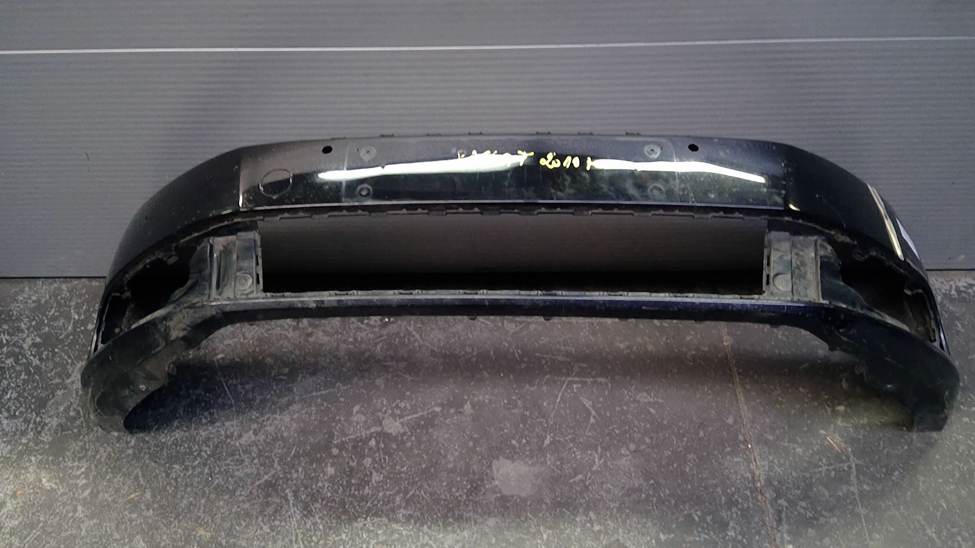 Bumper voor + sensor Vw PASSAT B7 2010 - 14 3AA