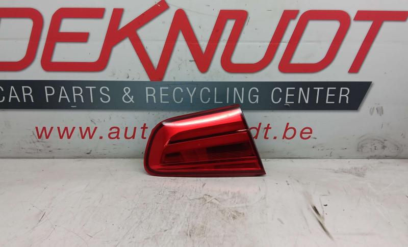 Lichtblok links achter koffer
