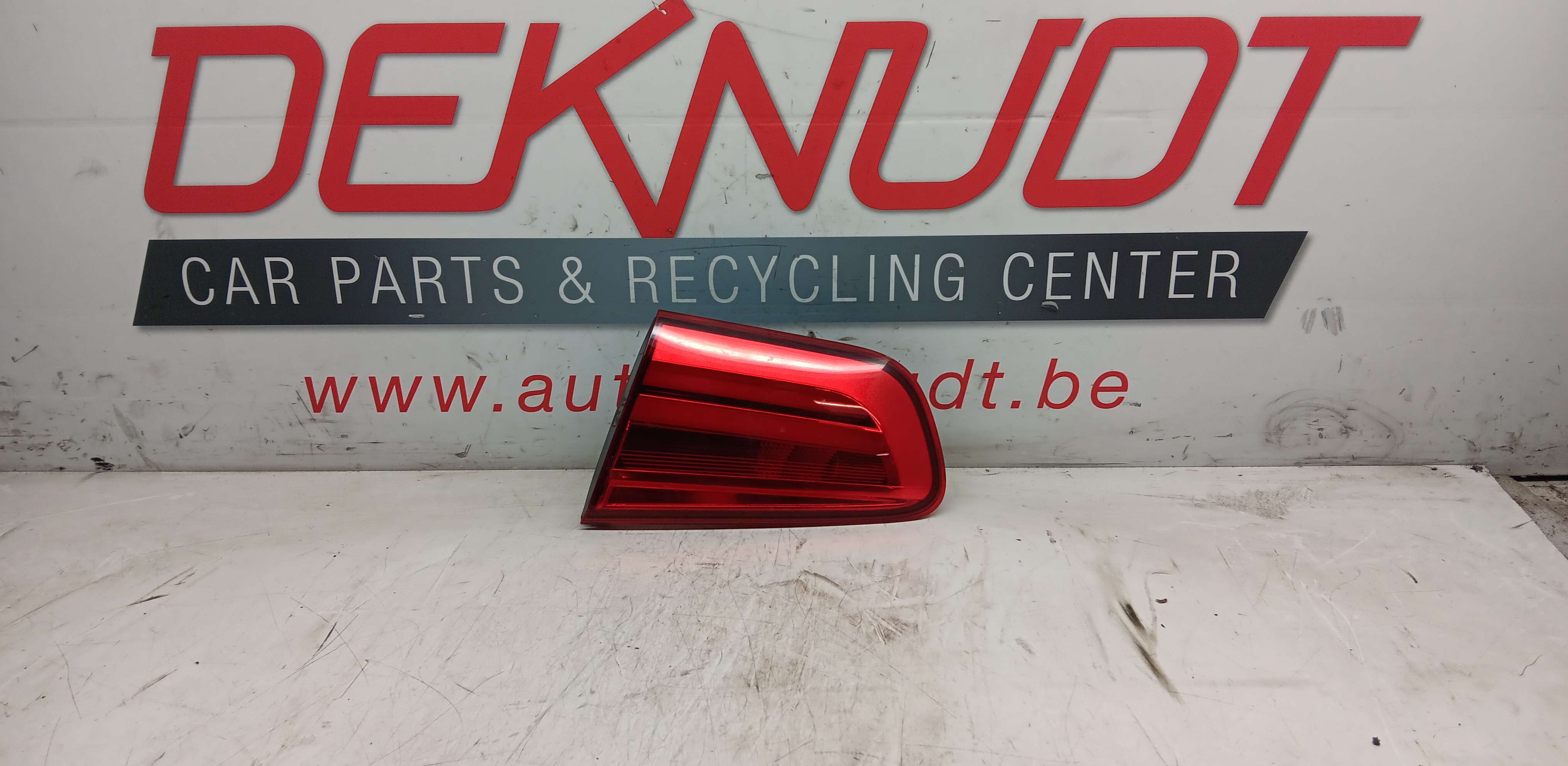 feu ARD coffre Bmw S1 F20 2011 - 15