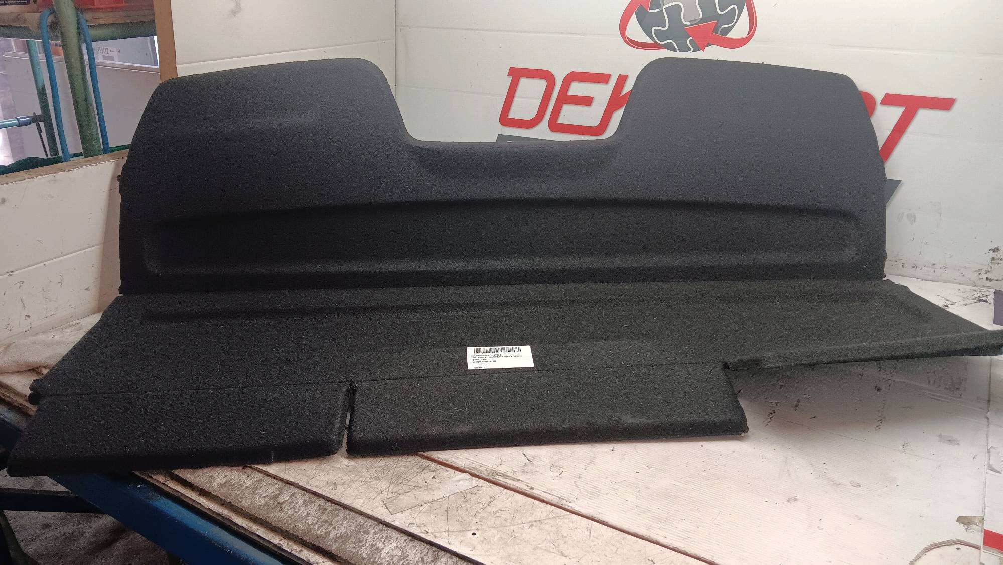 plage arrière Peugeot PARTNER II 2008 - 18