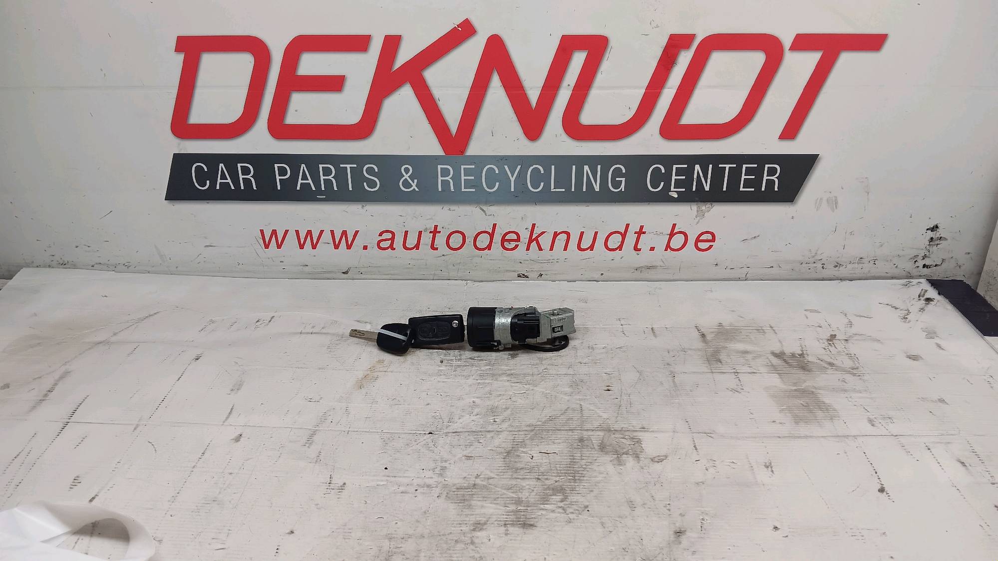 Set sleutels transponder Peugeot PARTNER II 2008 - 18