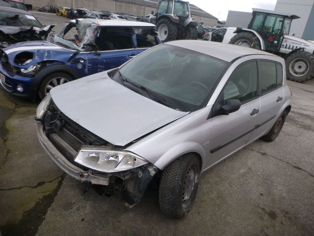 Vleugel rechts voor Renault MEGANE II 2002 - 06