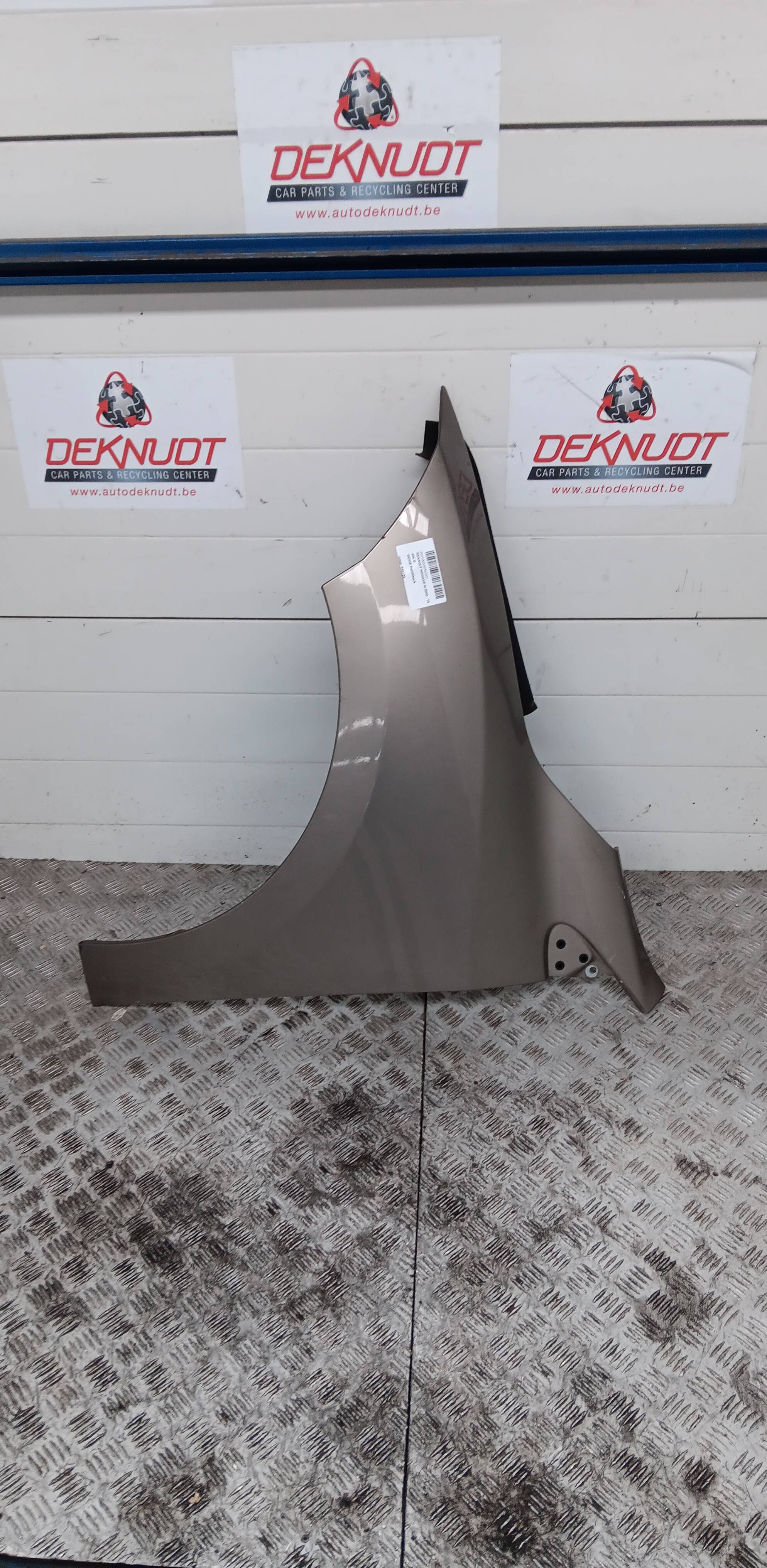 aile avant gauche Renault MEGANE III 2009 - 15