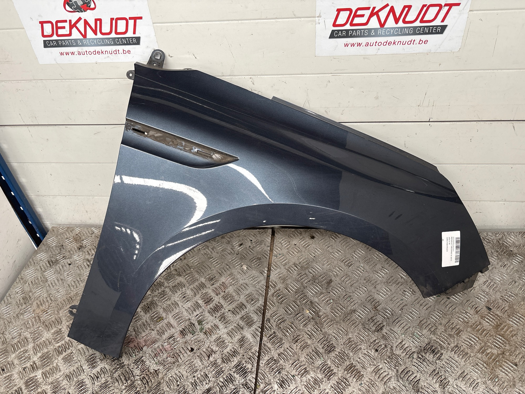 Vleugel rechts voor Renault MEGANE IV 2015 - 20