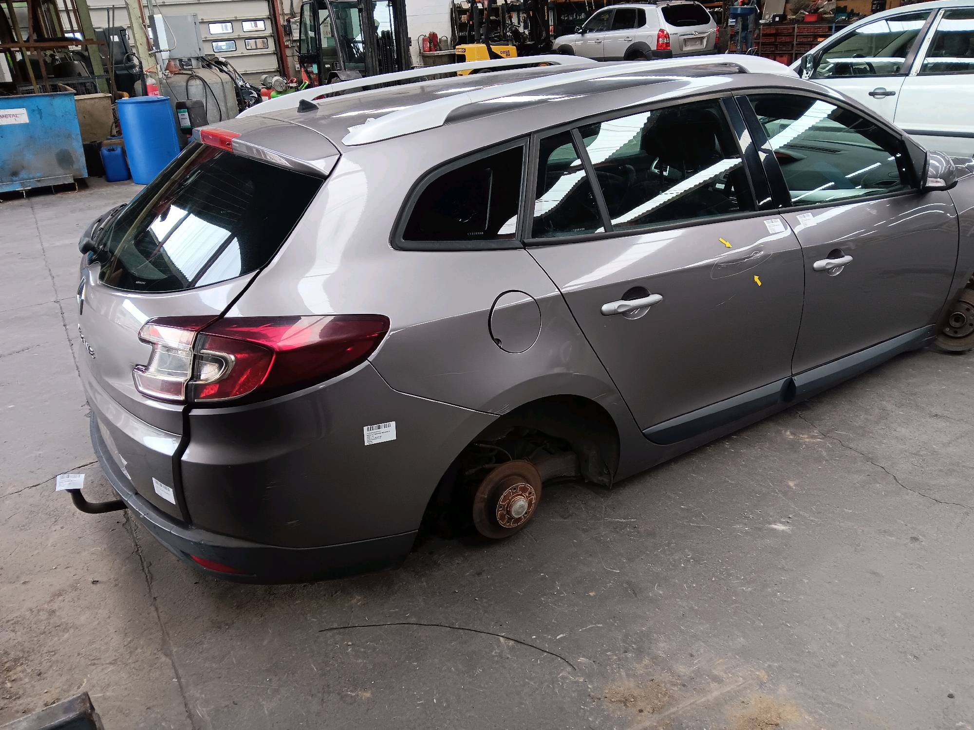 porte AR D Renault MEGANE III 2009 - 15