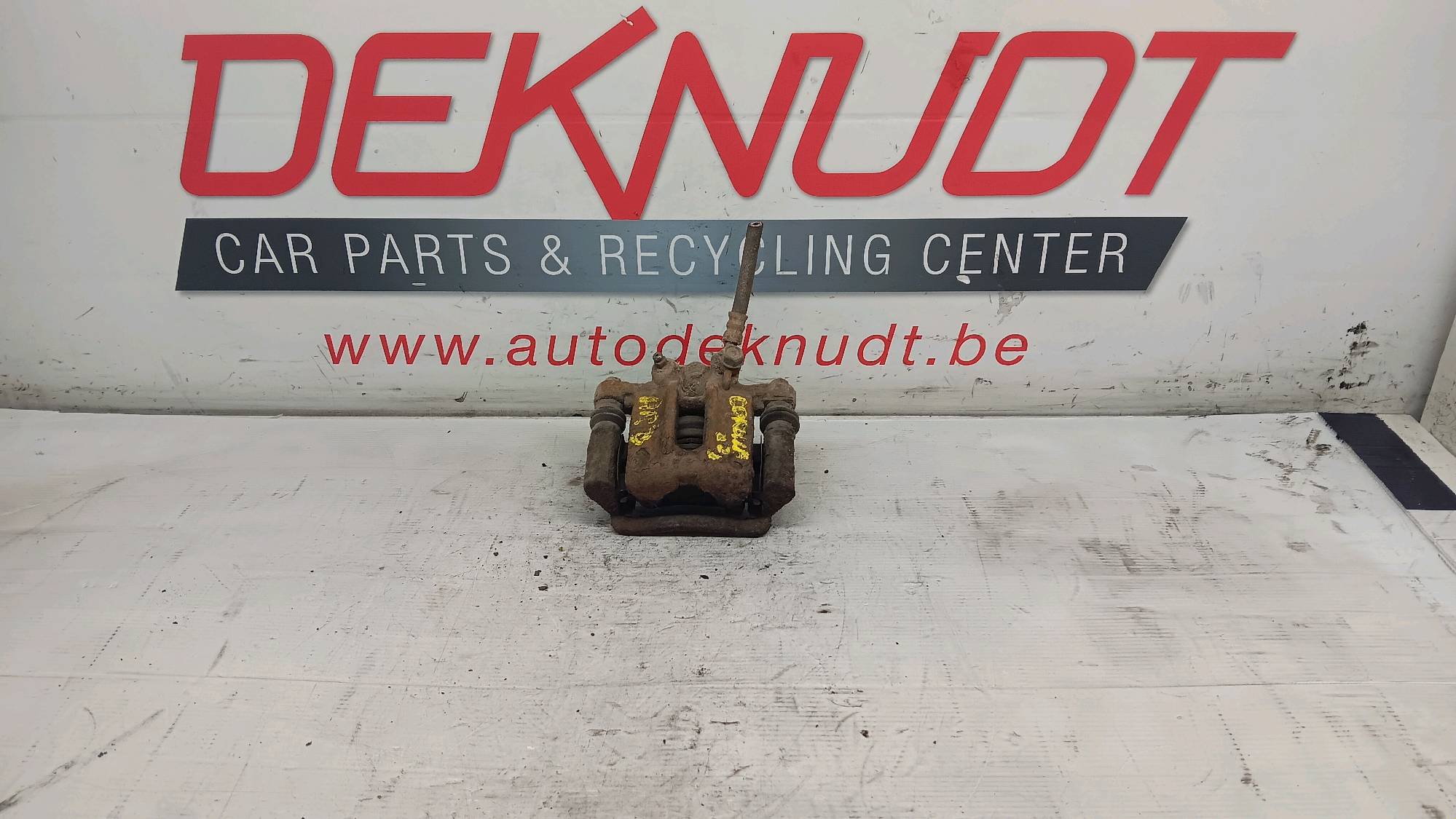 Remschijf rechts ACHTER Toyota COROLLA 2002 - 08 E12
