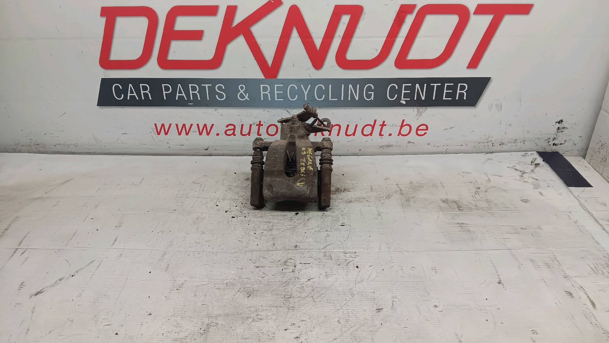 Remschijf links ACHTER Renault MEGANE III 2009 - 15