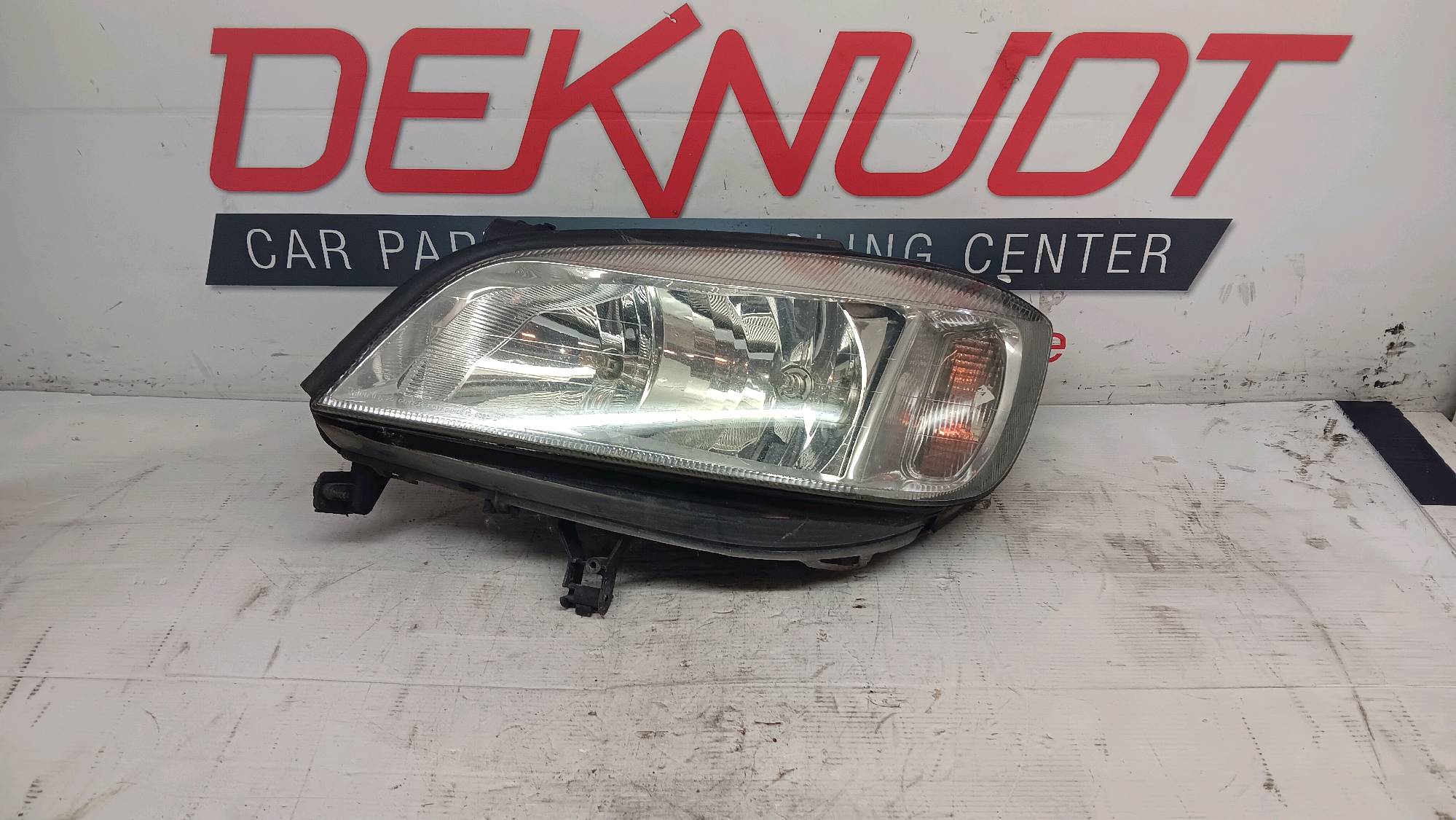 phare G Opel ZAFIRA A 1999 - 05