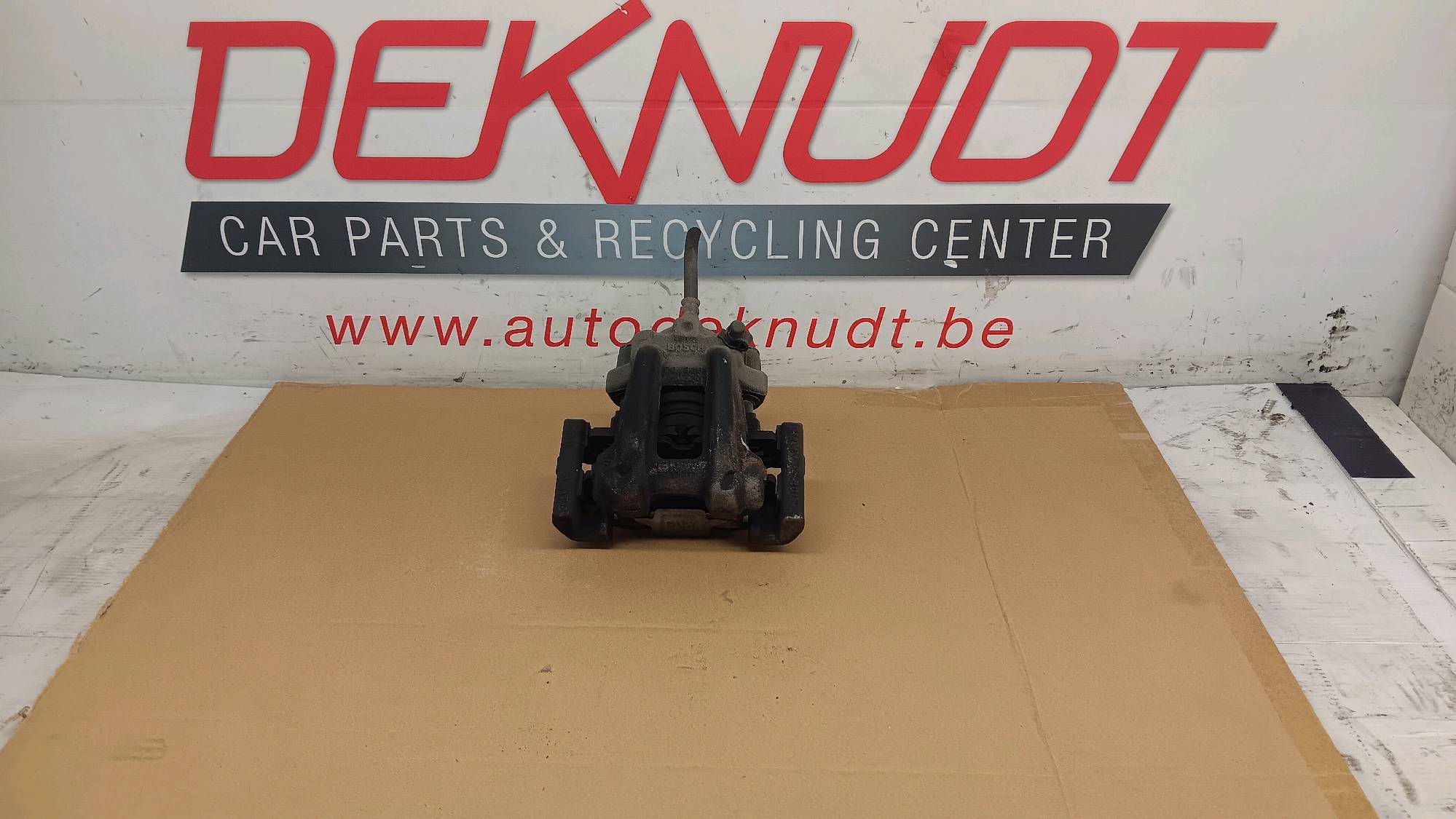 Remschijf links ACHTER Bmw S3 F30 2015 - 18