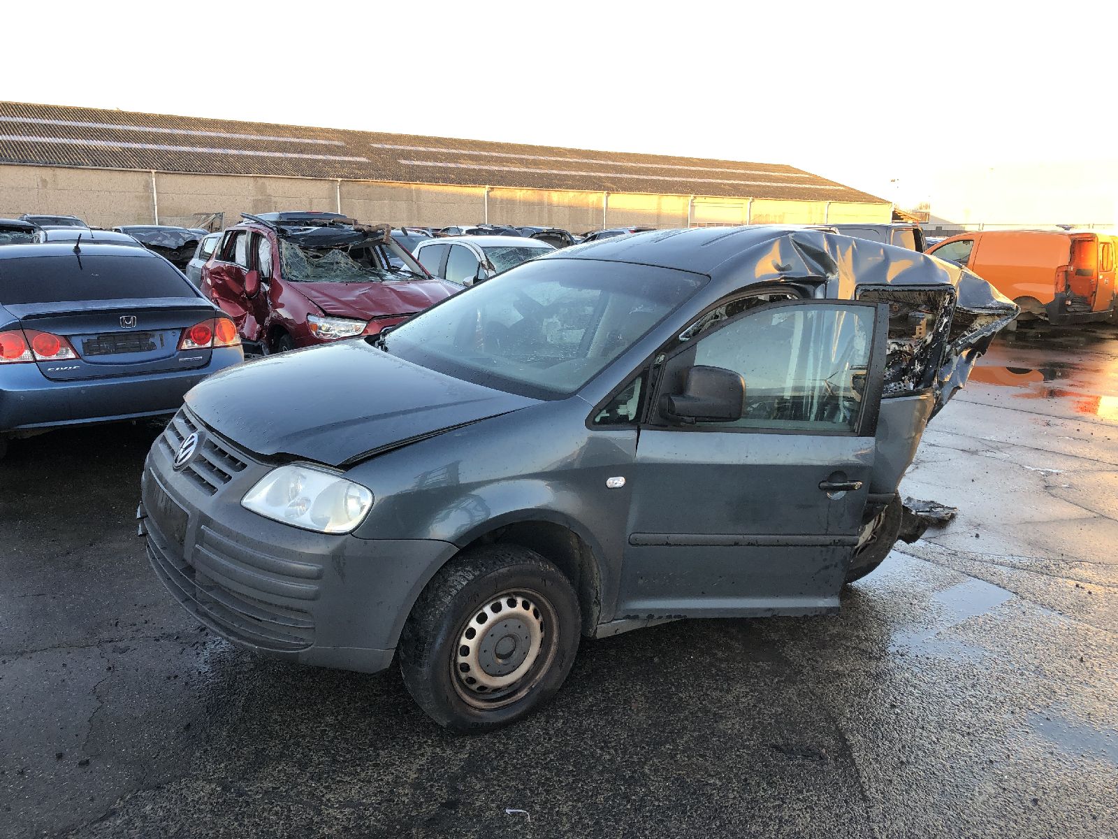 vorderer Stoßfänger Vw CADDY 2004 - 10 (2K)