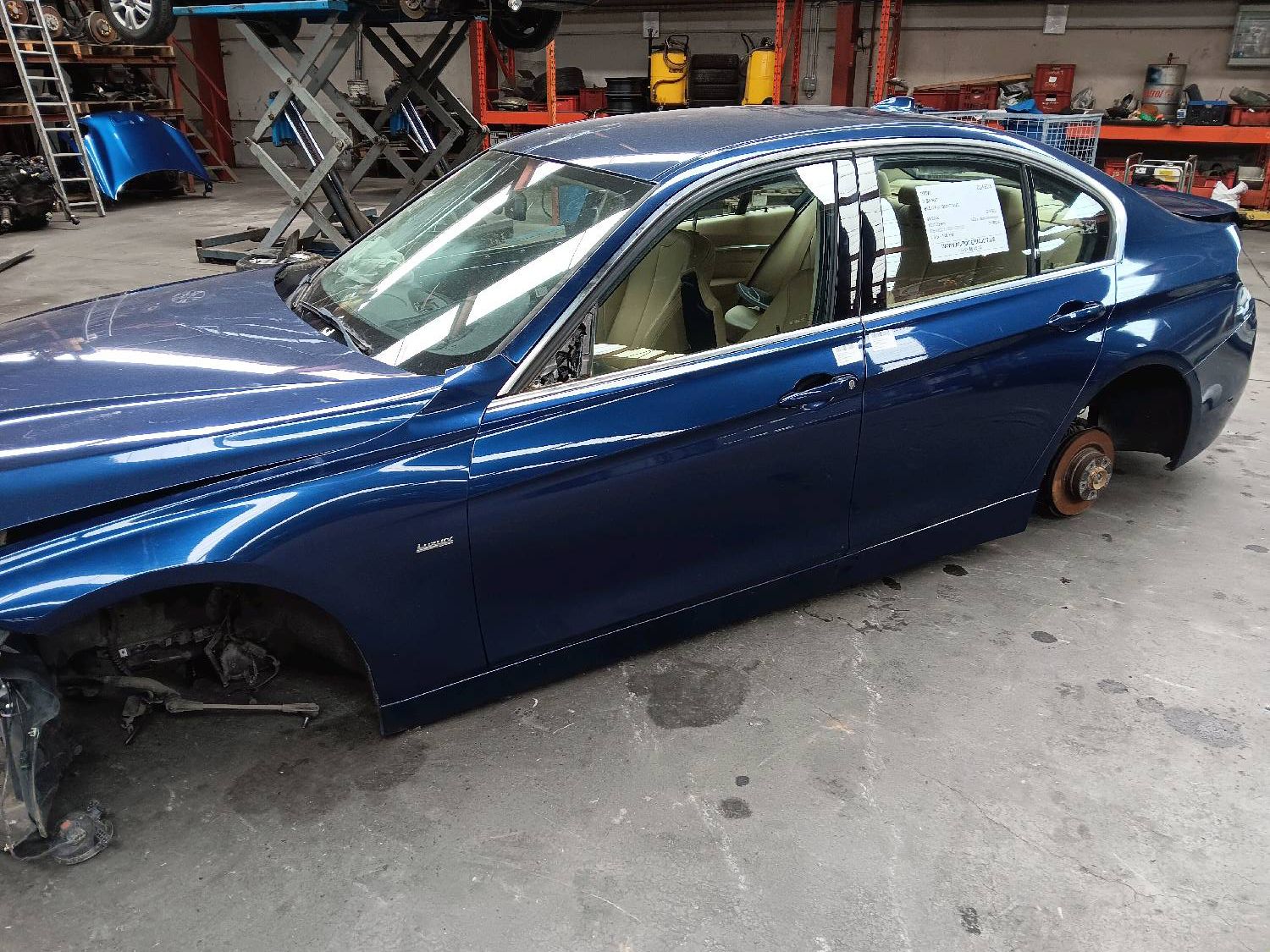 Deur links voor Bmw S3 F30 2015 - 18