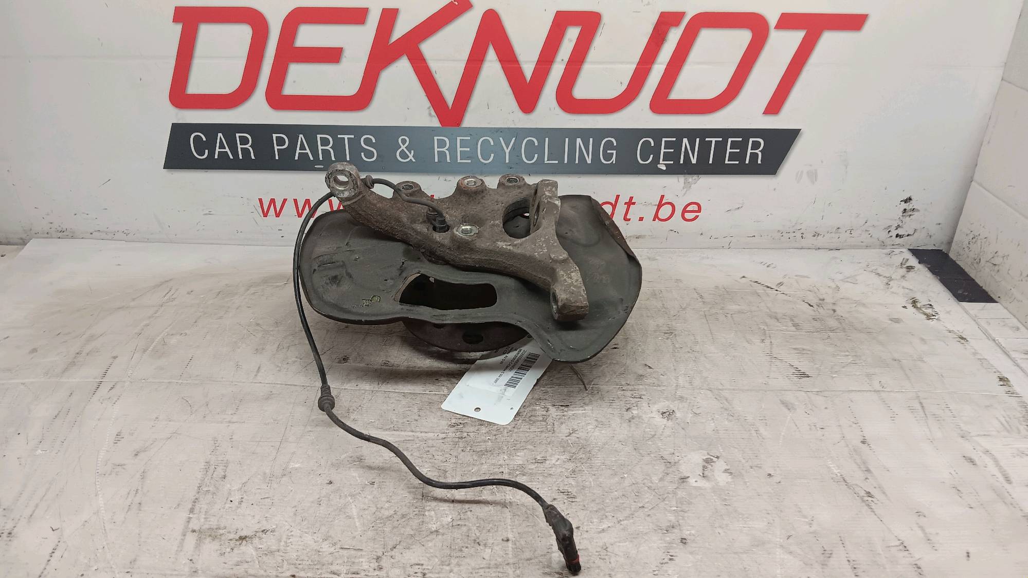 moyeu  AV D Mercedes-Benz C 204 2007 - 10