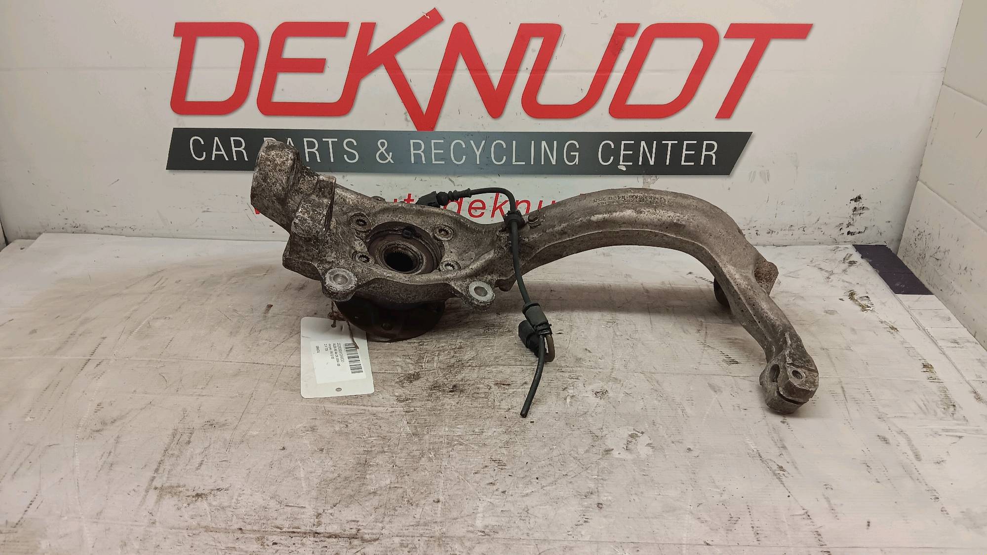 moyeu  AV D Audi A6 C6 2004 - 08