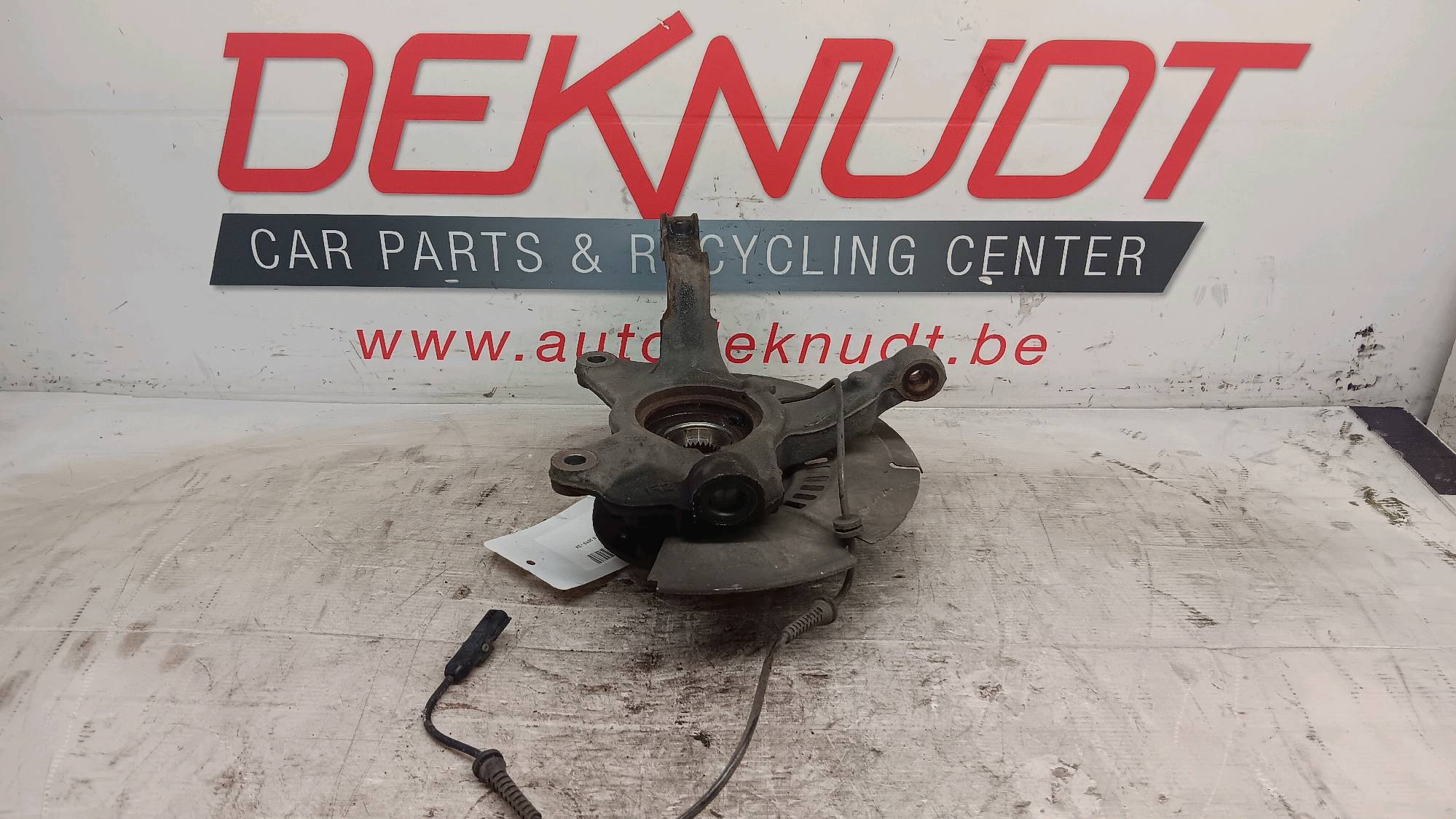 Veerpoot rechts voor Nissan JUKE II 2019 - 24