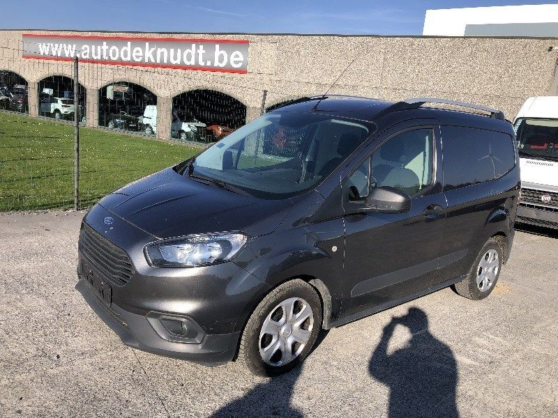 Ford Tourneo courier