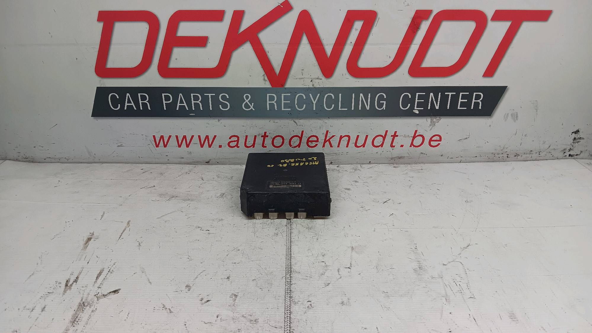 boite à fusible Renault MEGANE III 2009 - 15