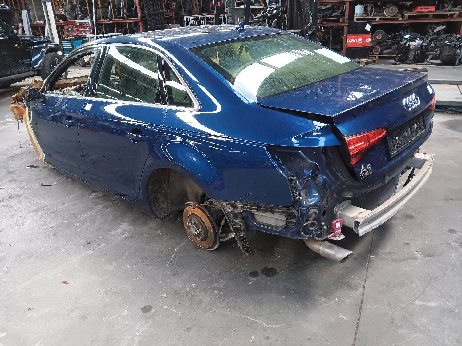Deur links achter Audi A4 B9 2015 - 18
