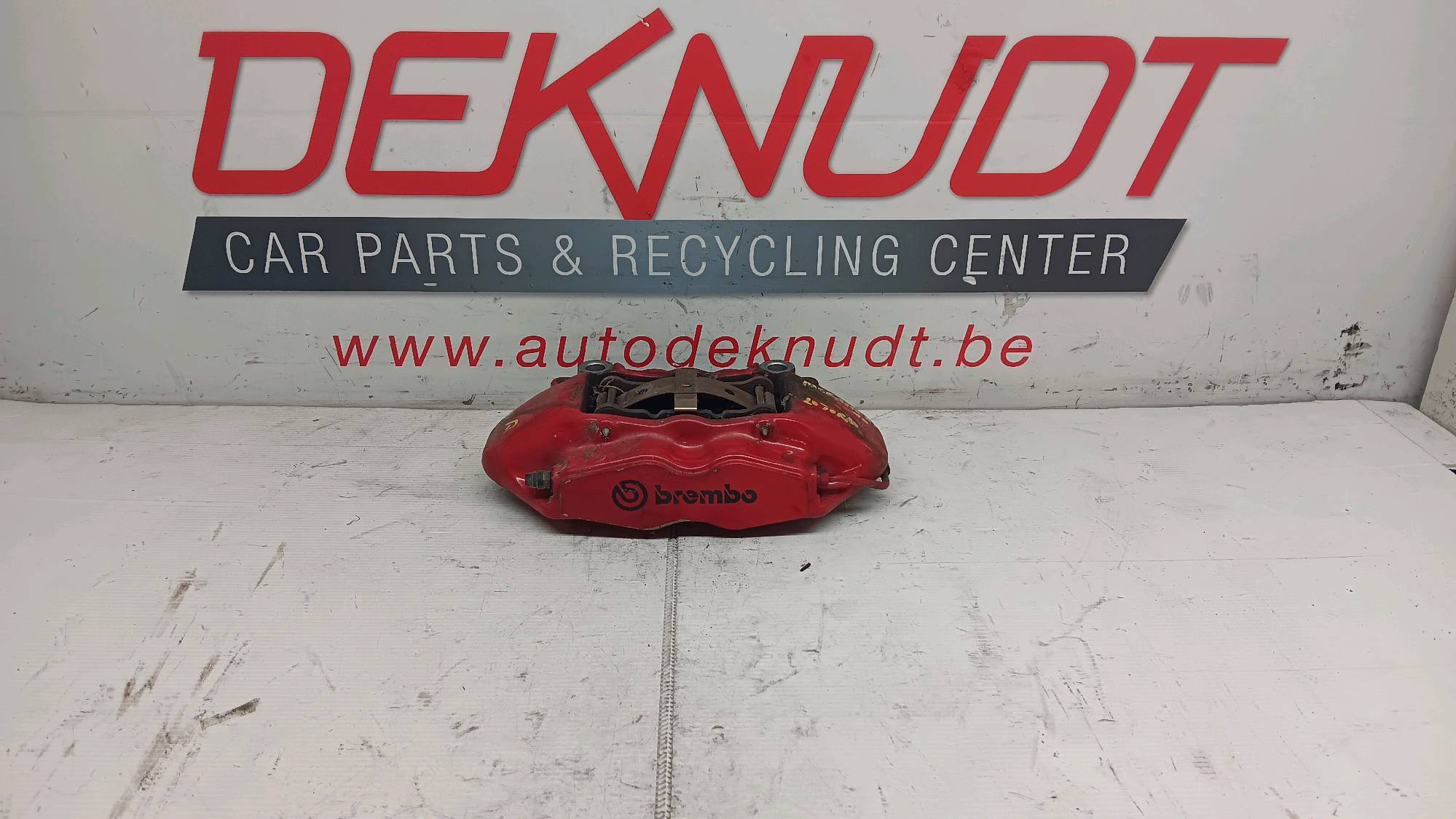 etrier de frein avant droit Renault MEGANE III 2009 - 15