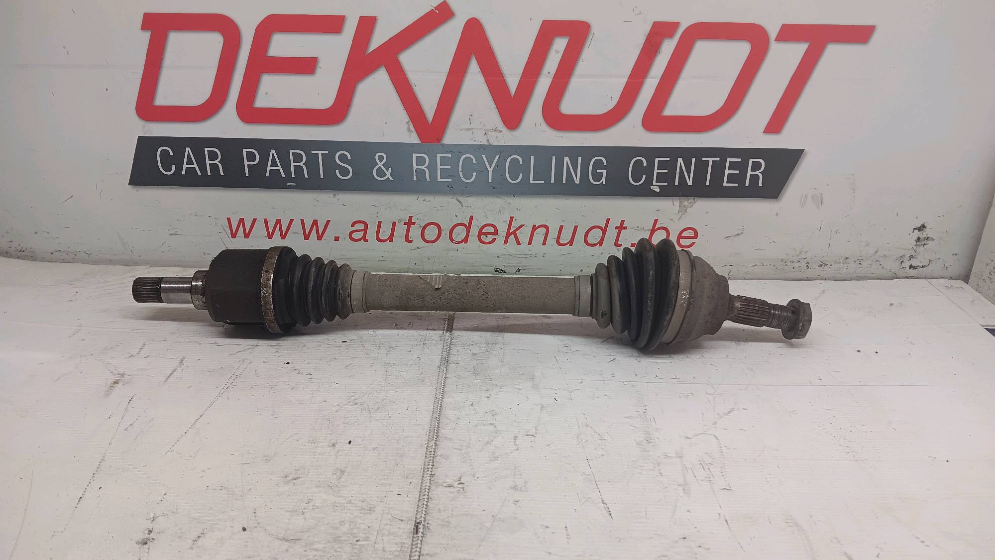 Kardan links voor Peugeot PARTNER II 2008 - 18