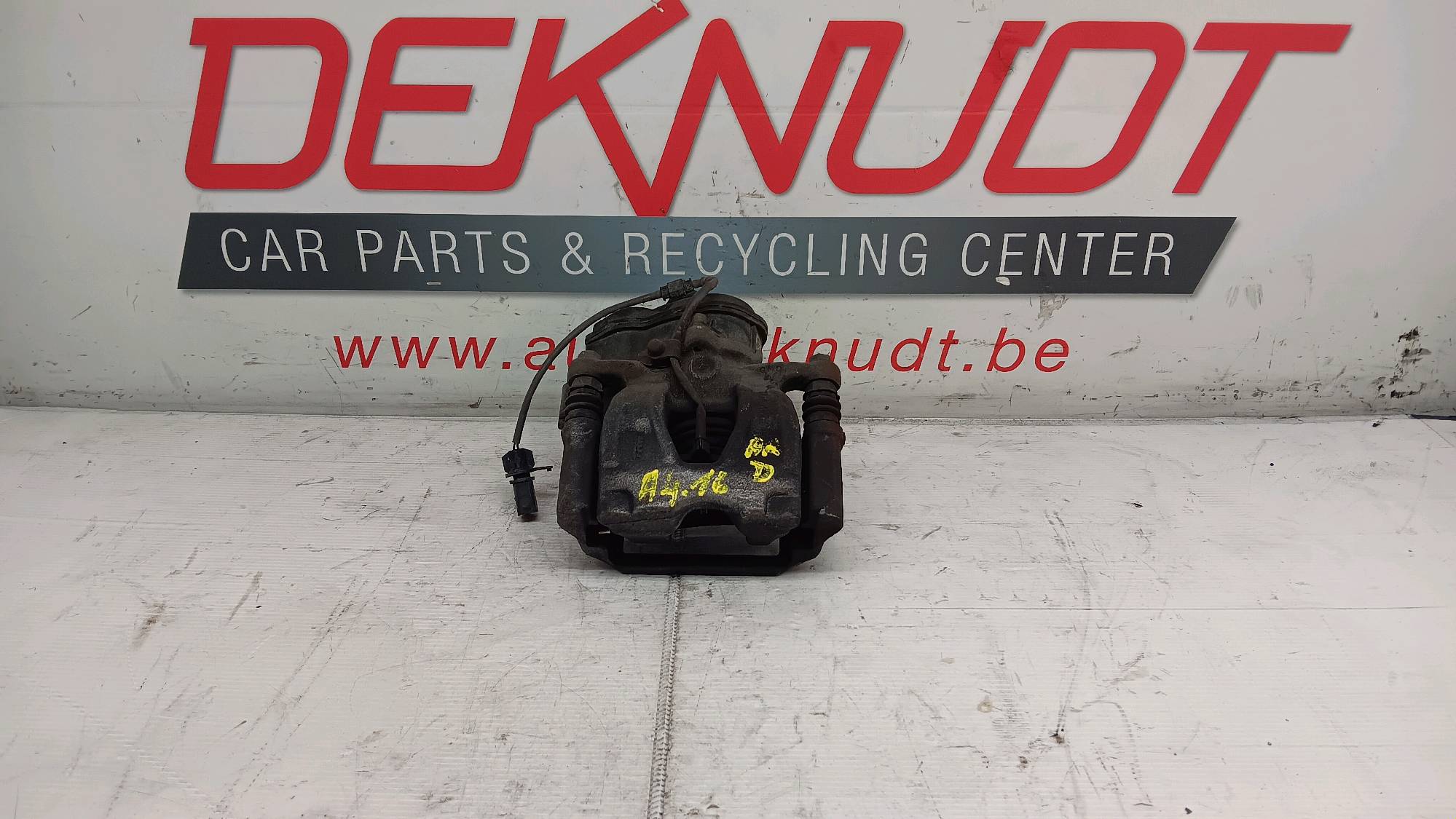 Remschijf rechts ACHTER Audi A4 B9 2015 - 18