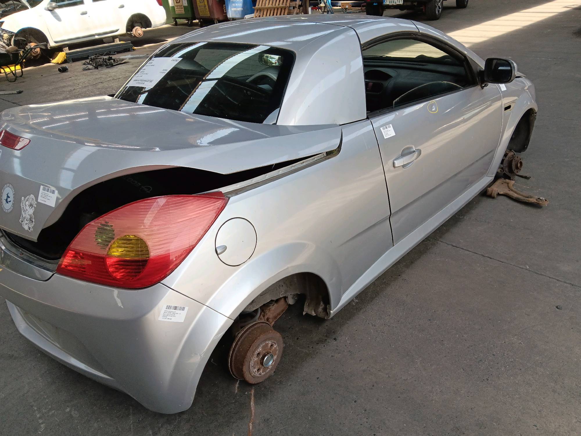 Deur rechts voor Opel TIGRA 2004 - 11