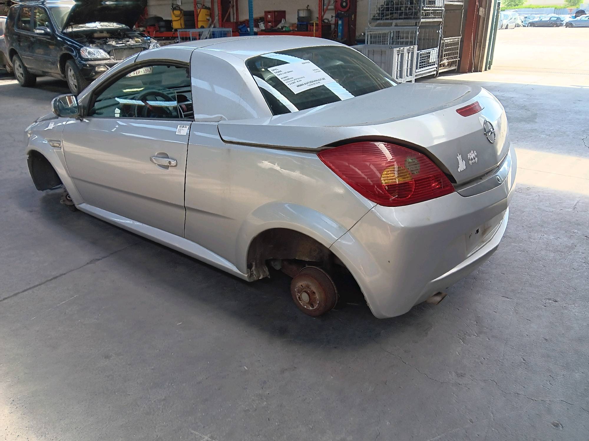 Deur links voor Opel TIGRA 2004 - 11