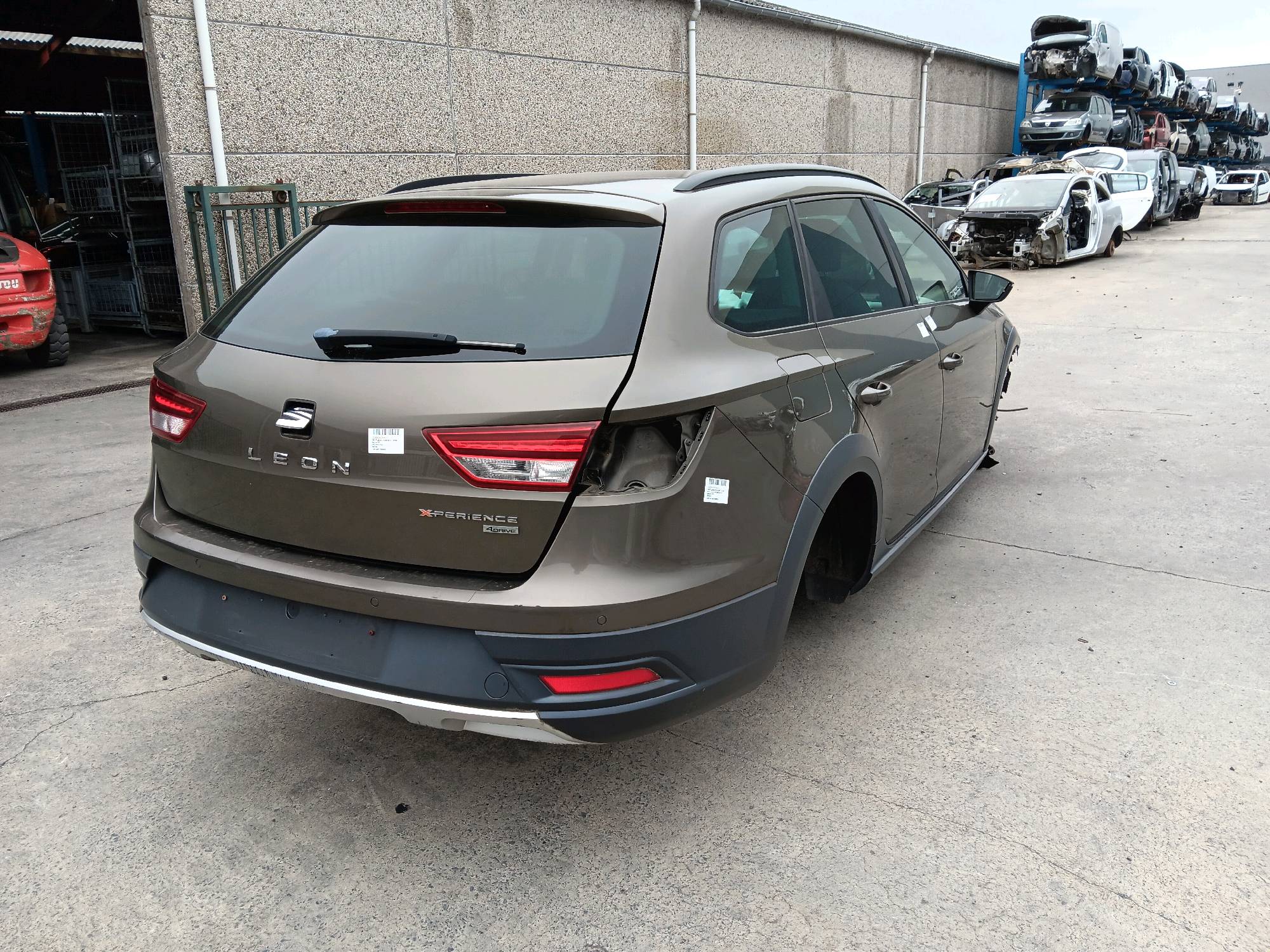 Bumper achter met sensor Seat LEON 2012 - 20 5F