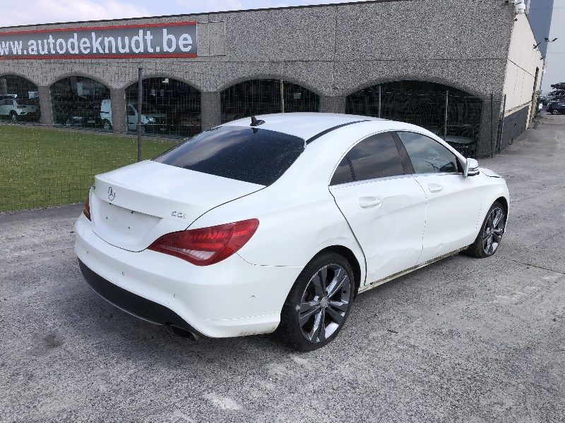 Mercedes-Benz CLA 180 