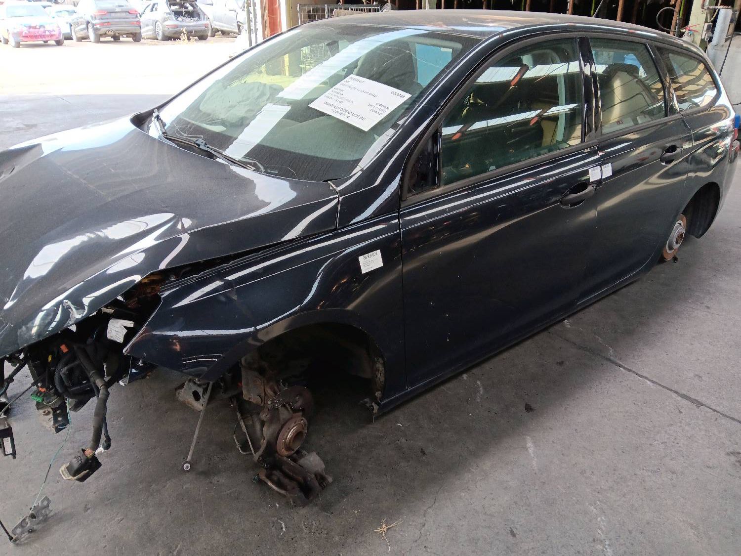 Vleugel links voor Peugeot 308 II 2013 - 21