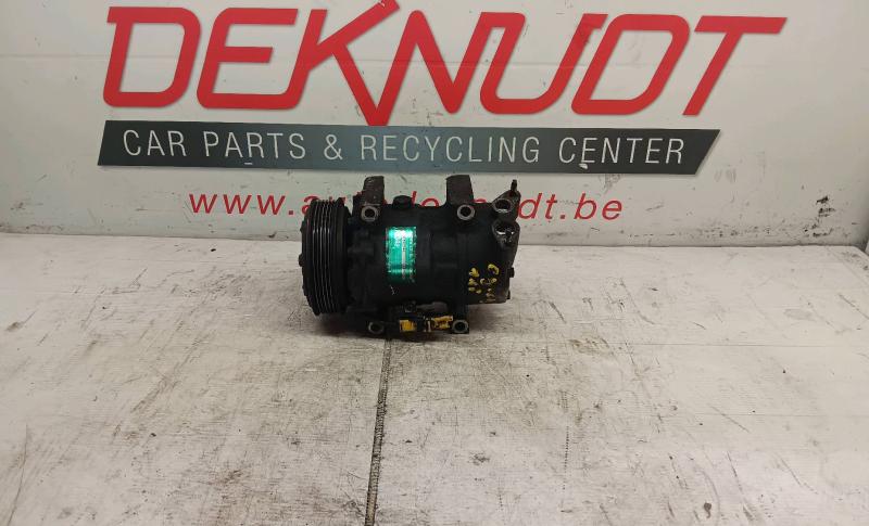 Air conditioning compressor
