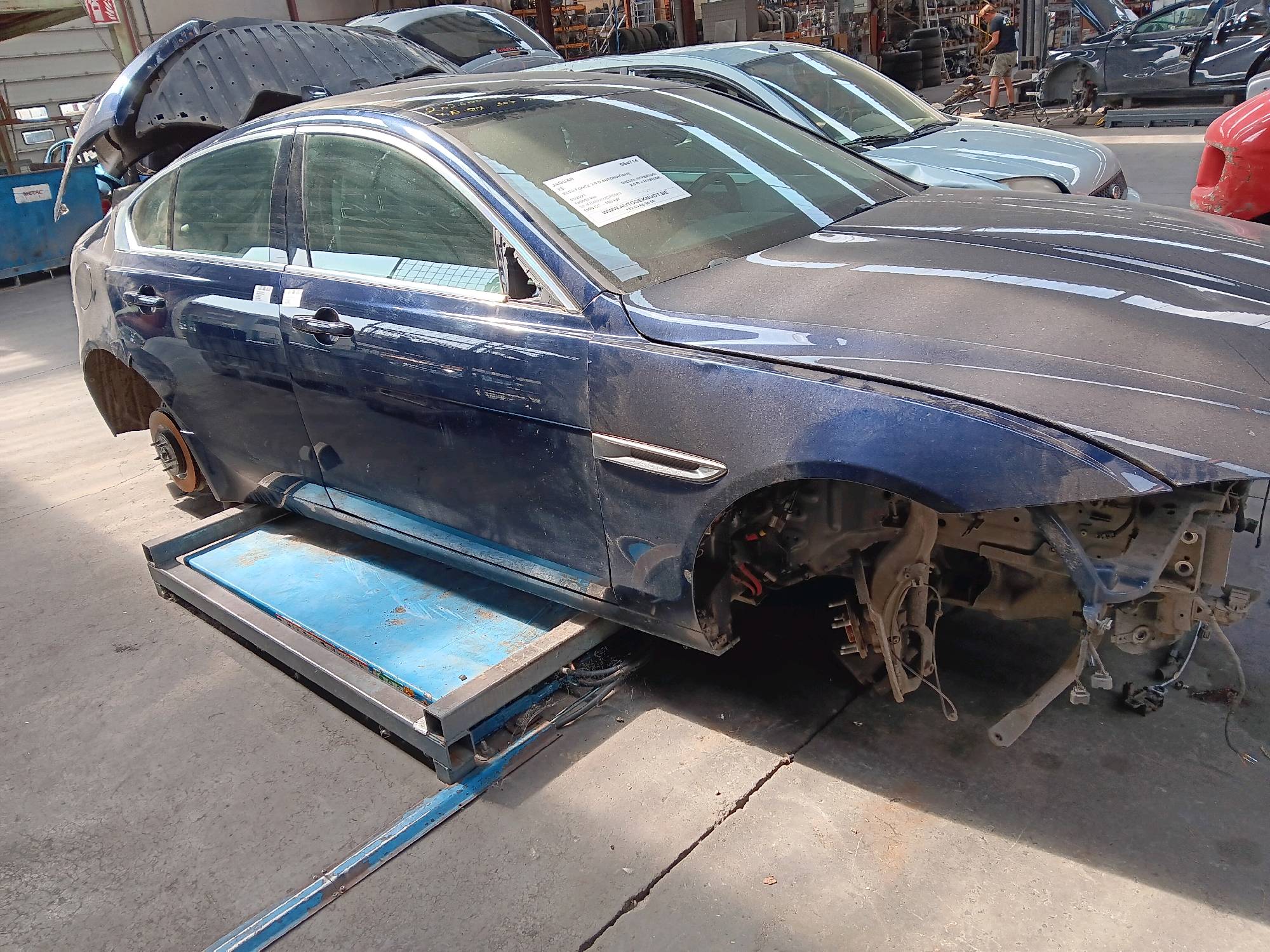 Porte arrière droit Jaguar XE