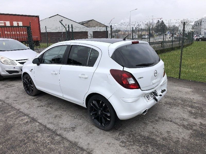 Opel CORSA D 2010 - 14