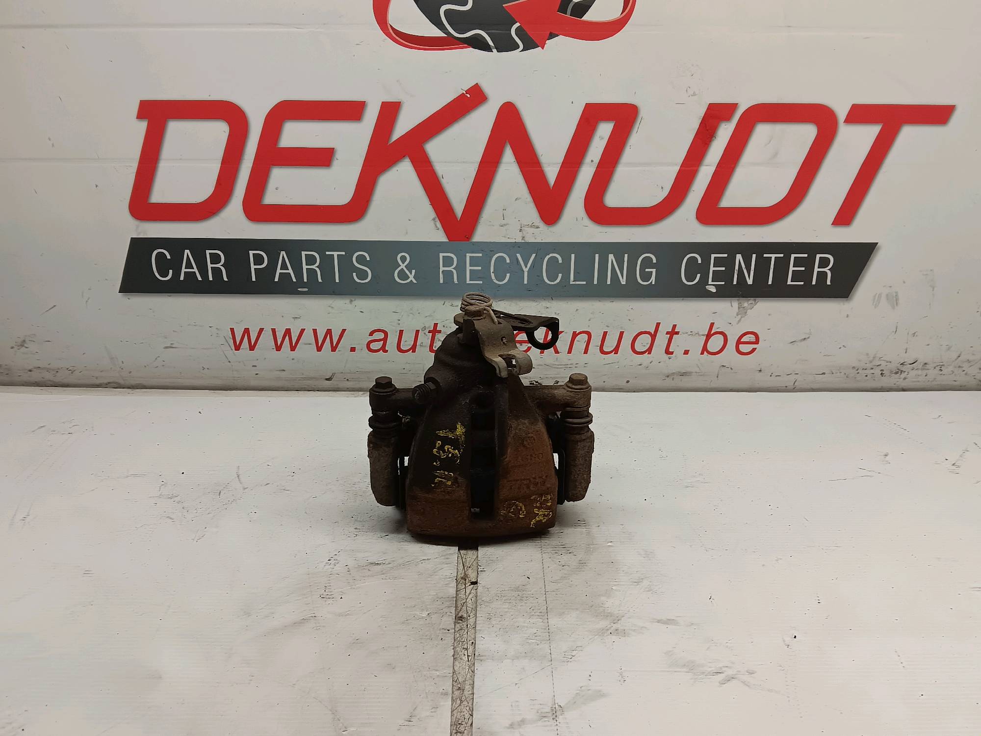 Remschijf links ACHTER Vw TRANSPORTER T5 03 - 15