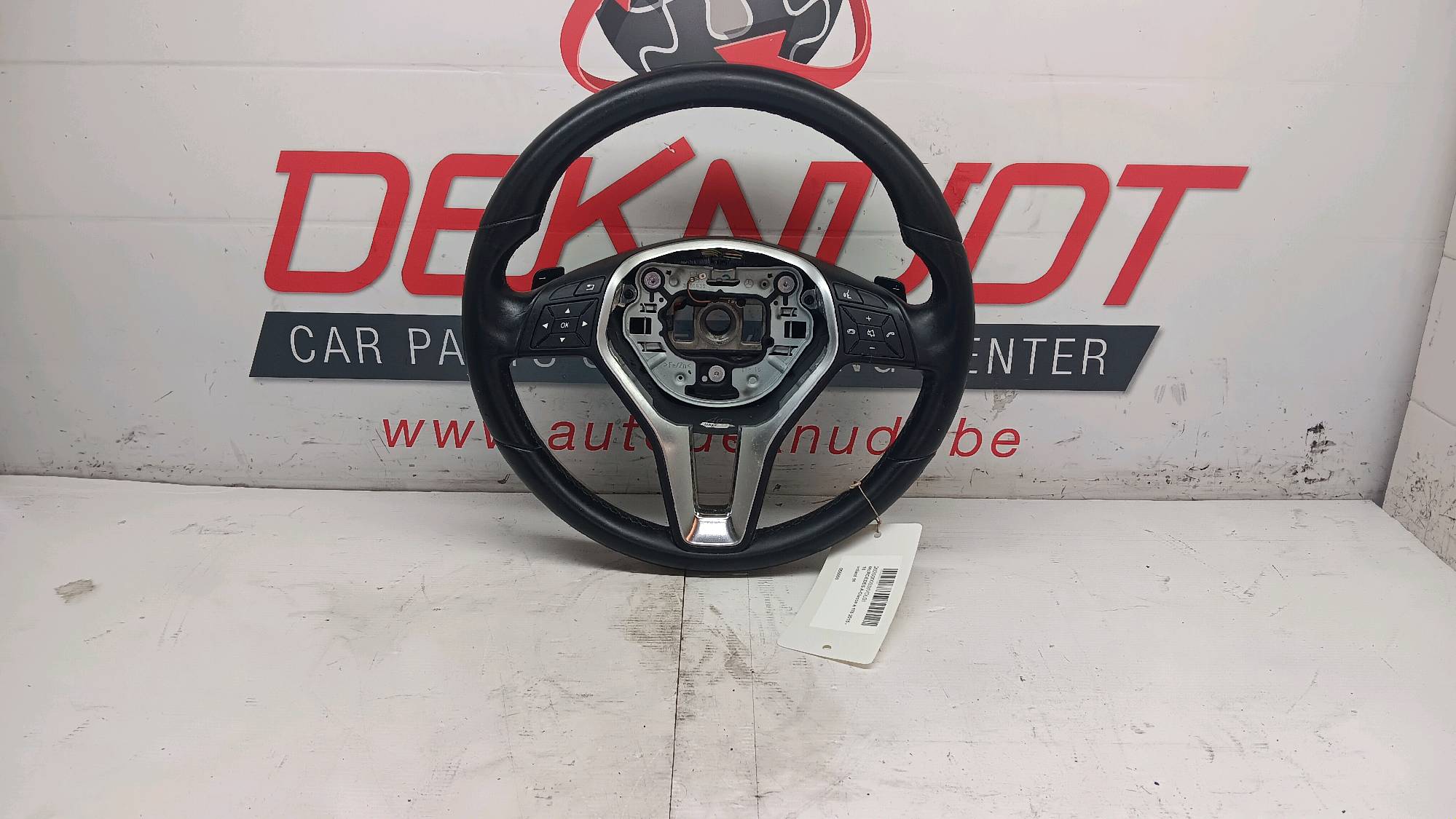 Volant Mercedes-Benz A 176 2015 - 18