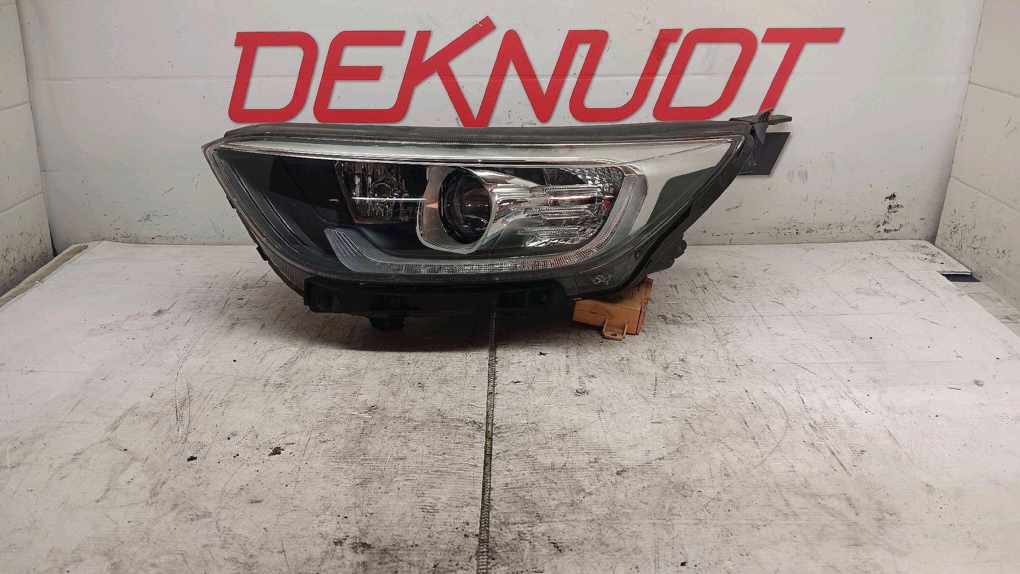 Headlight lift Kia STONIC I 2017 - 20 
