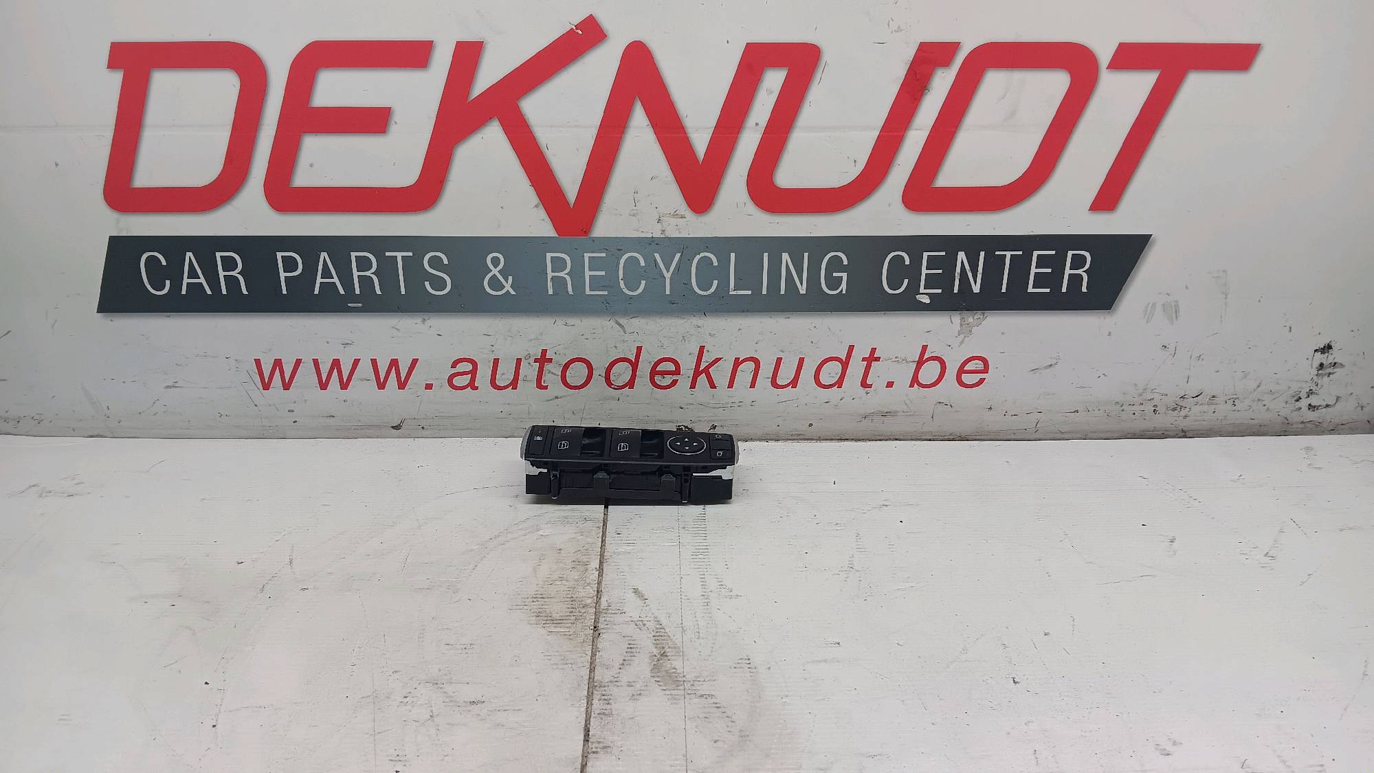 Commande  Mercedes-Benz A 176 2015 - 18
