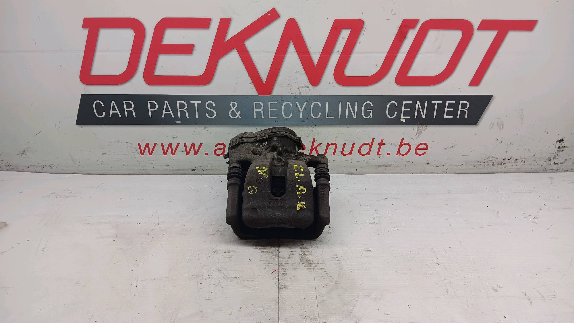 Remschijf links ACHTER Mercedes-Benz A 176 2015 - 18