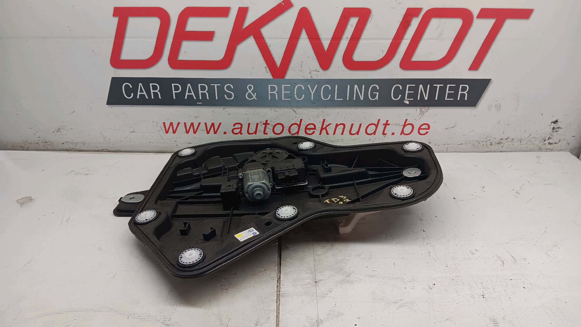 lève vitre elec ARR G Vw ID.3