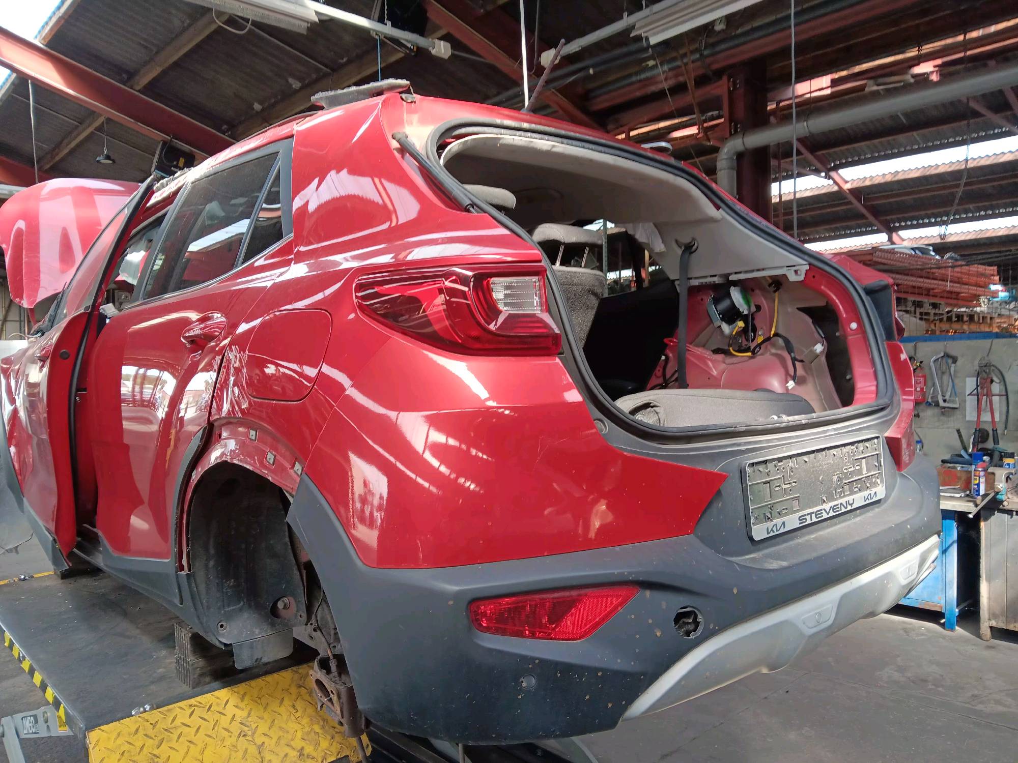 Achterklep Kia STONIC I 2017 - 20 
