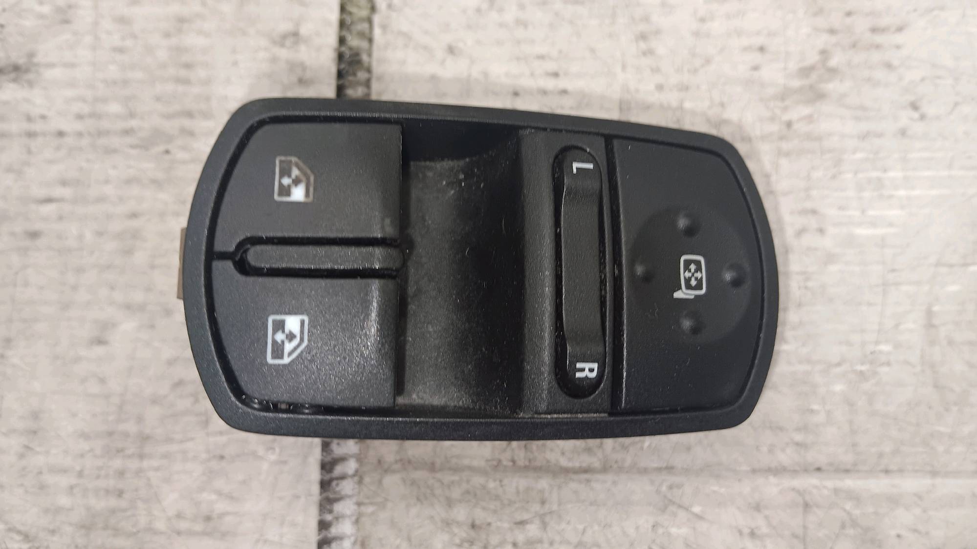 Commande  Opel CORSA E 2014 - 19