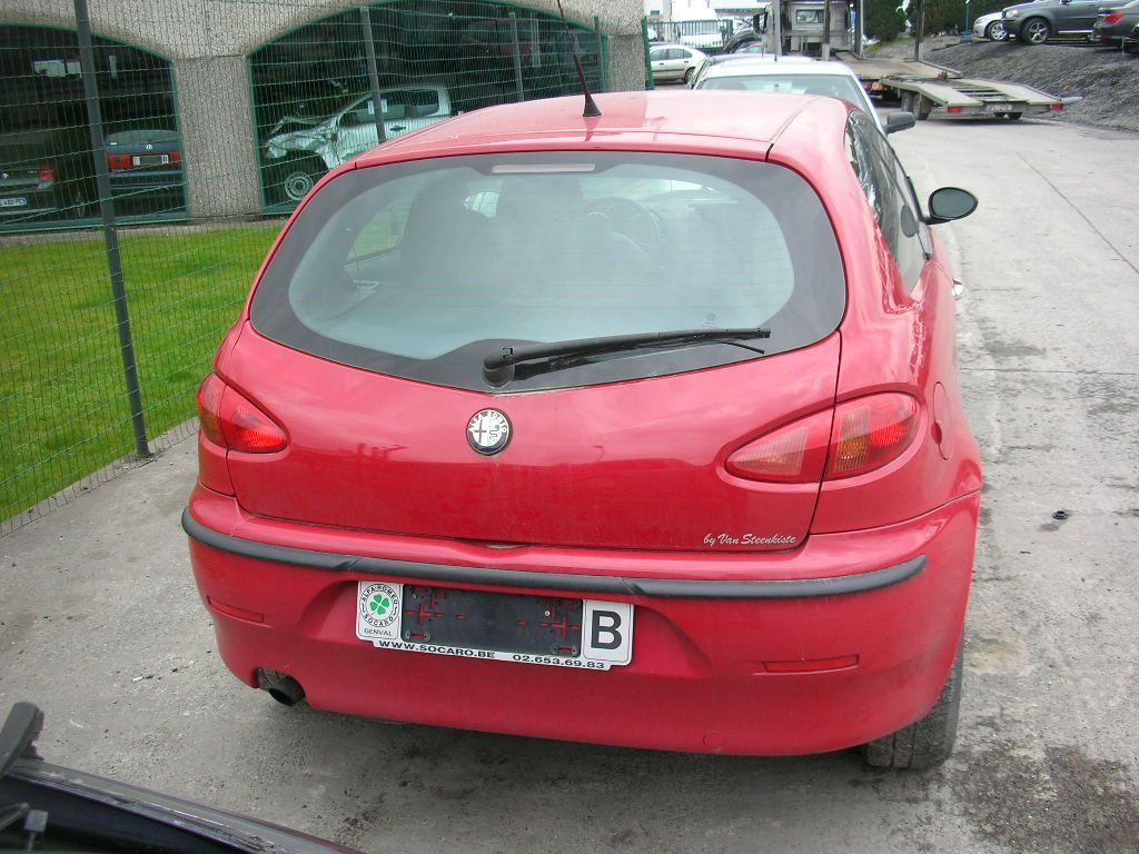 pare choc arrière Alfa Romeo 147 2000 - 04