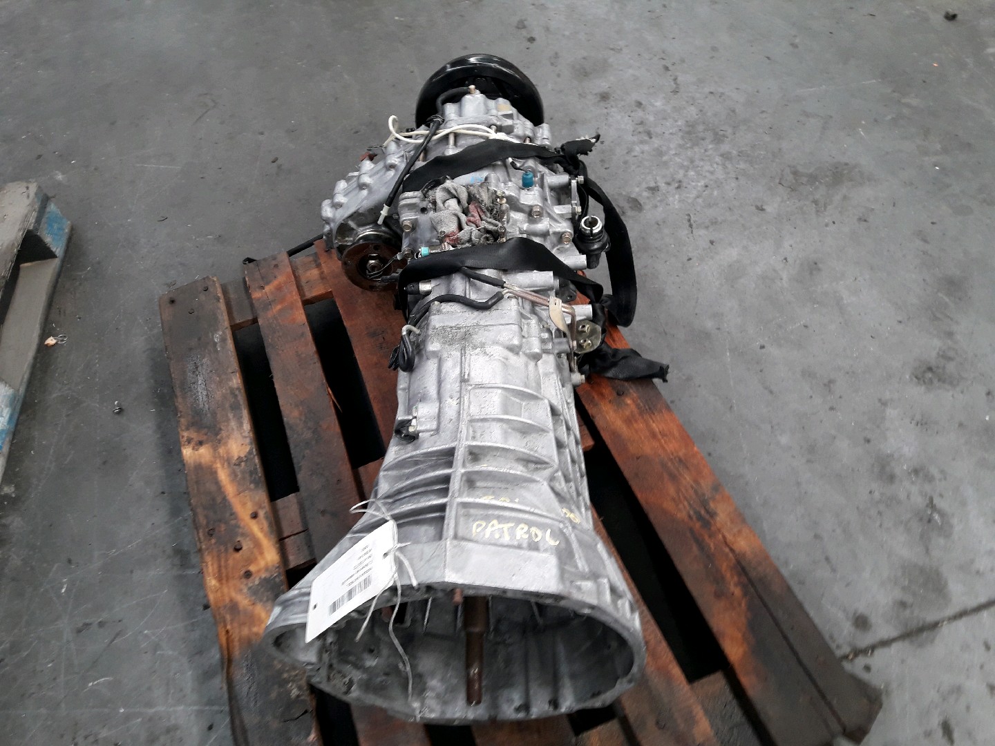 2. Versnelingbak Nissan PATROL Y61 1998 - 23