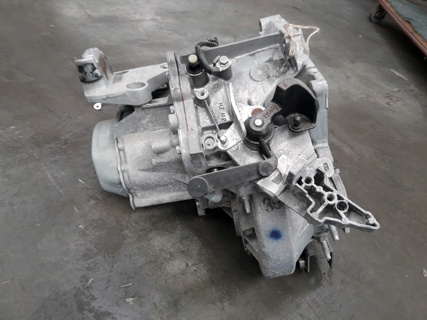 2. Versnelingbak Peugeot 308 II 2013 - 21